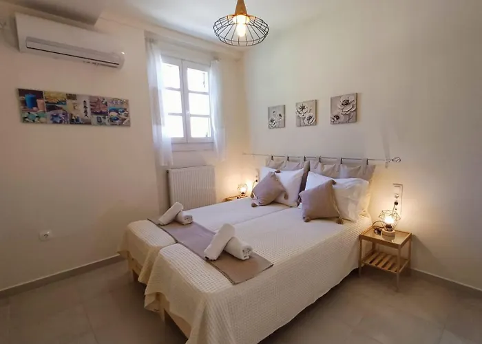 Sea And Creek Holiday home *